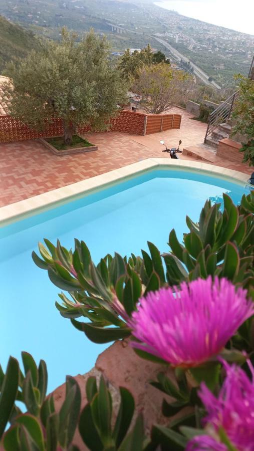 Villa Verde เชฟาลู ภายนอก รูปภาพ
